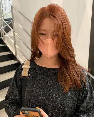 セミロング GO TODAY SHAIRE SALON所属・miu （ミユ）のヘアスタイル