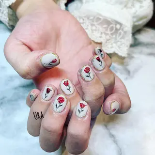 ネイル UrakoNail 《nail》のネイルデザイン