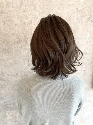 ショート カラー パーマ hair salon darts所属・髪質改善/美髪ケア ✨岡野右京のヘアスタイル