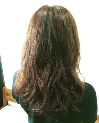 セミロング カラー パーマ Rise Heart 中村 裕介のヘアスタイル