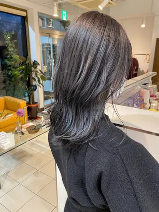 カラー 森 桃菜のヘアスタイル