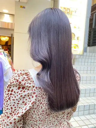 ロング カラー flamme Annaのヘアスタイル