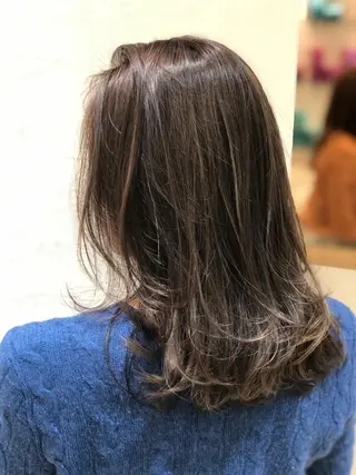 セミロング カラー 🍀褒められヘア🍀 松尾舜のヘアスタイル