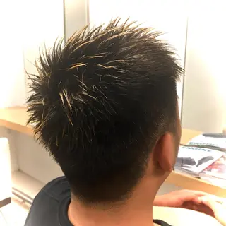 ショート 染谷 周のヘアスタイル