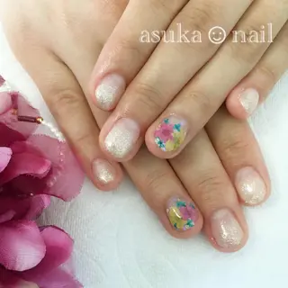 ネイル La Colzaのネイルデザイン