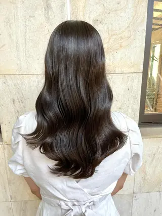 ロング カラー ブリーチなし✨艶髪 カラー𓃲YAGIのヘアスタイル