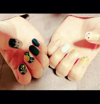 ネイル 鈴木 憂維のネイルデザイン