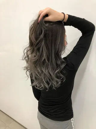 セミロング Rubik's江坂 ルービックえさかのヘアスタイル
