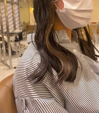 セミロング 坂井 茅聖のヘアスタイル