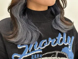 ロング カラー ヘアアレンジ 艶カラー/ハイトーン /レイヤーカットのヘアスタイル