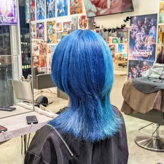 カラー セミロング 推しカラー🦉にじさ んじカラー🌈🕒✨のヘアスタイル