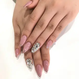 ネイル Allure小山店 Maiのネイルデザイン