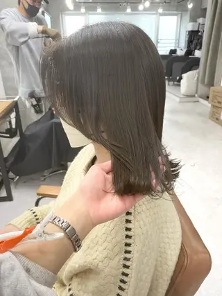 ミディアム カラー ヘアアレンジ 🌷FUKA🌷 まろやかハイトーンのヘアスタイル