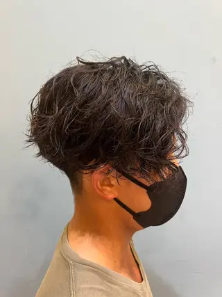 ショート パーマ メンズ ハイトーン/ブリーチ 八重津 晃輔のヘアスタイル