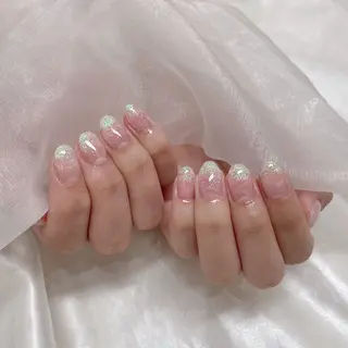 ネイル Raviy渋谷本店所属・𝐌𝐚𝐢𝐤𝐚 🐼💛のネイルデザイン
