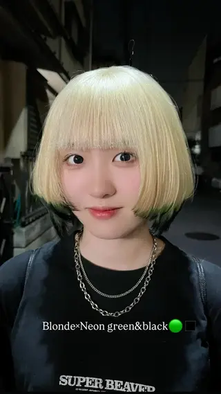 ショート 透明感ベージュ🤎 パタオのヘアスタイル