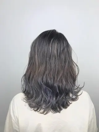 ミディアム カラー エリアNo.1カラー ⭐️hikaru⭐️のヘアスタイル