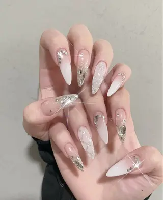 ネイル yurinail所属・yuri nail 高田馬場のネイルデザイン