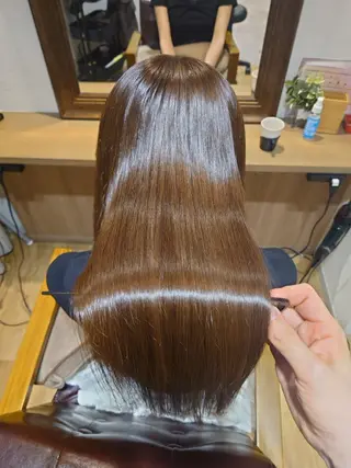 ロング youres センター南所属・今満 精二のヘアスタイル
