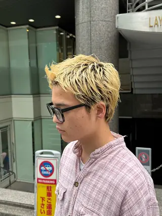 ショート パーマ メンズ 豊崎 佑輔のヘアスタイル
