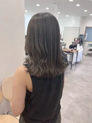 ミディアム カラー ボブ/ハイトーン 立川loose 下田のヘアスタイル