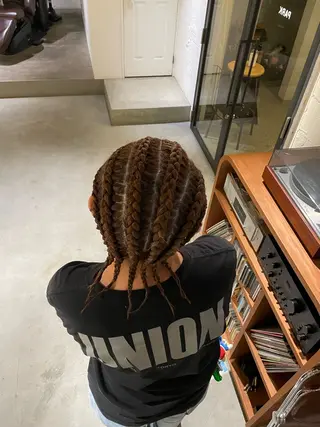 松井 駿のヘアスタイル