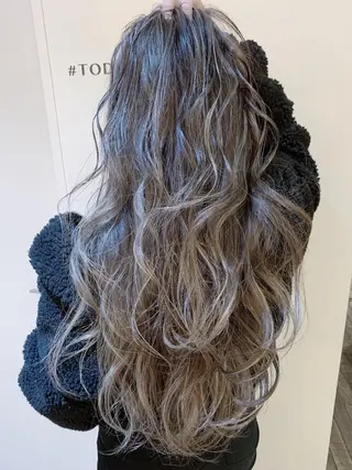 ロング カラー ヘアアレンジ WATARU🔥／ 外国人風ハイライトのヘアスタイル