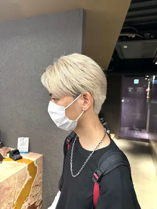 ショート カラー メンズ 鈴木直之/ハイトーン /ボブ/美髪矯正のヘアスタイル