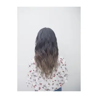 ミディアム カラー 永岡 鉄平のヘアスタイル