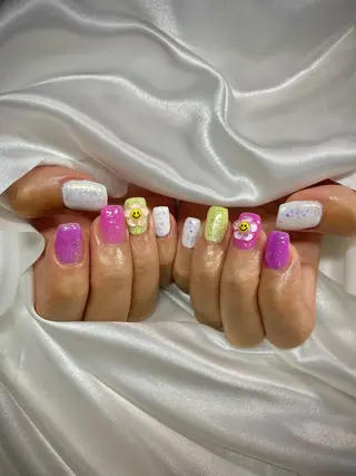 ネイル デコパーツが得意♪ ネイル/眉毛/エステの眉毛・アイブロウイメージ