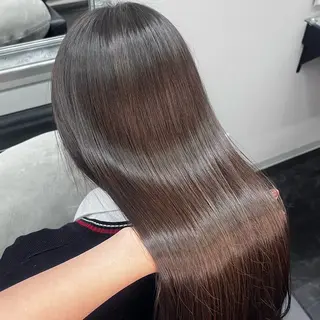 ロング BALE所属・祥華(さちか)／透 明感カラー／髪質改善のヘアスタイル