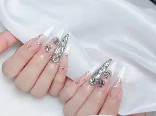 ネイル 🎀M nails✨ ビューティーのネイルデザイン