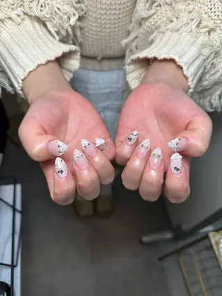 ネイル ATELIERHARLOW所属・nailist MOEのネイルデザイン