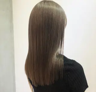 ロング VIEWユリナ メイク/ カットのヘアスタイル