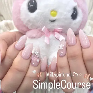 ネイル 🧁fein. nana🩵のネイルデザイン