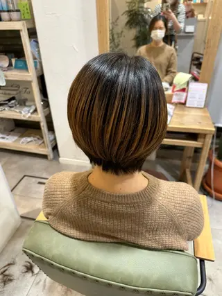 ショート desirbeaux 板垣鈴香のヘアスタイル