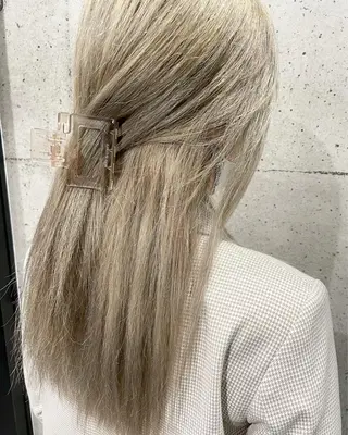 カラー annuy🪐 HINAのヘアスタイル