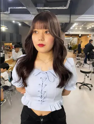 ロング カラー ミルクティーベージュ ❤︎レイヤー　MIAのヘアスタイル