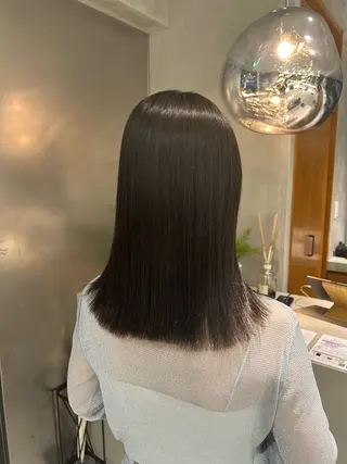 ミディアム カラー 馬場 菜乃夏のヘアスタイル