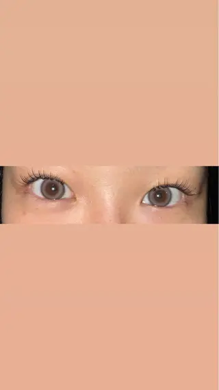 マツエク・マツパ Bish Yanaのヘアスタイル