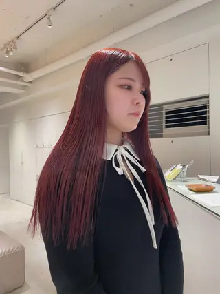 ミディアム カラー 髙橋一哉　ブリーチ/ ベージュカラーのヘアスタイル