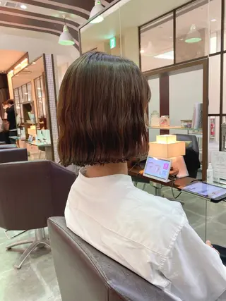 パーマ 関西初の波巻きパーマ コテ巻き風パーマのヘアスタイル