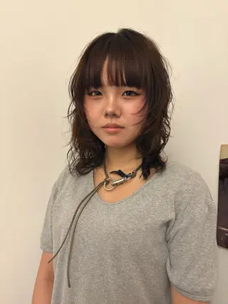 ミディアム かおん/パーマ \ウルフパーマのヘアスタイル