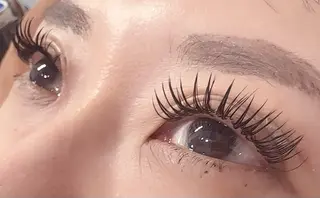 マツエク・マツパ eyelash Mono所属・歌藤 啓子のマツエク・マツパデザイン