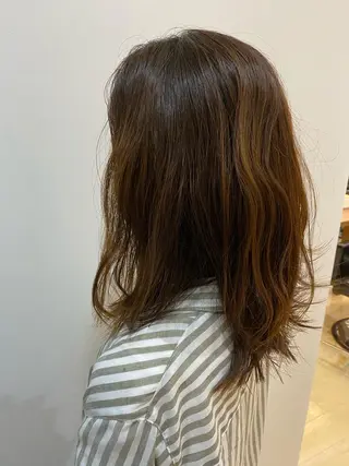 セミロング エンテ所属・en-te:堀 恵里那のヘアスタイル