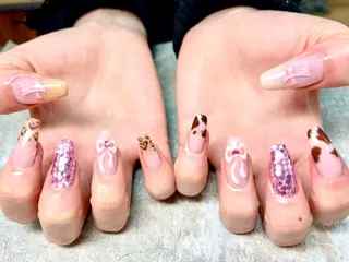 ネイル Queennail 北堀江megumiのネイルデザイン