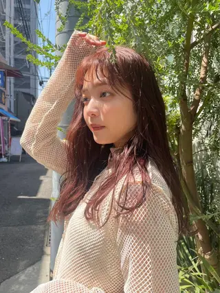 ロング 小林 莉菜のヘアスタイル