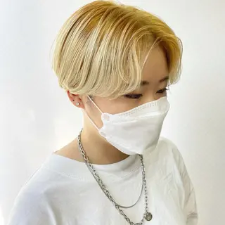 ショート カラー 🫧🇰🇷韓国ヘア レイヤー🐺Yutaのヘアスタイル