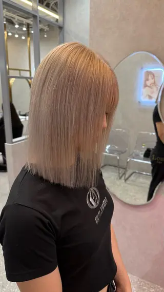 ショート カラー ケアブリーチ 韓国レイヤーKYONのヘアスタイル