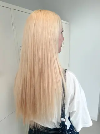 ロング カラー 艶ハイトーン🔆 ️️️安座間 希のヘアスタイル